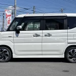 スペーシアカスタム　届出済未使用車　4WD HYBRID XS 在庫車