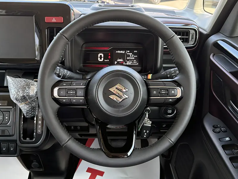 スペーシアカスタム　届出済未使用車　4WD HYBRID XS 在庫車