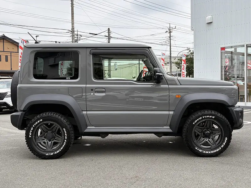 ジムニーシエラ　特選中古車（点検整備付き） JC　4WD　カロッツェリア8型ナビ　(地デジ/CD/DVD/Bluetooth)　ETC　前後ドラレコ　OPEN COUNTRY R/Tタイヤ 在庫車