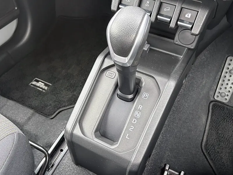 ジムニーシエラ　特選中古車（点検整備付き） JC　4WD　カロッツェリア8型ナビ　(地デジ/CD/DVD/Bluetooth)　ETC　前後ドラレコ　OPEN COUNTRY R/Tタイヤ 在庫車